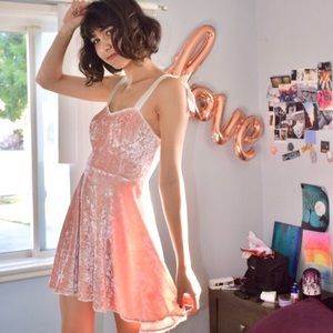 Pastel Current MOOD X dolls kill